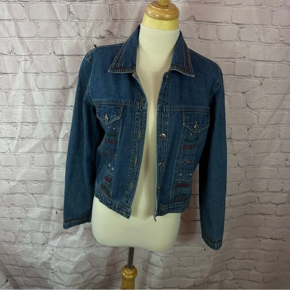 new identity denim jean jacket with embroidery sz Medium western boho cottage
